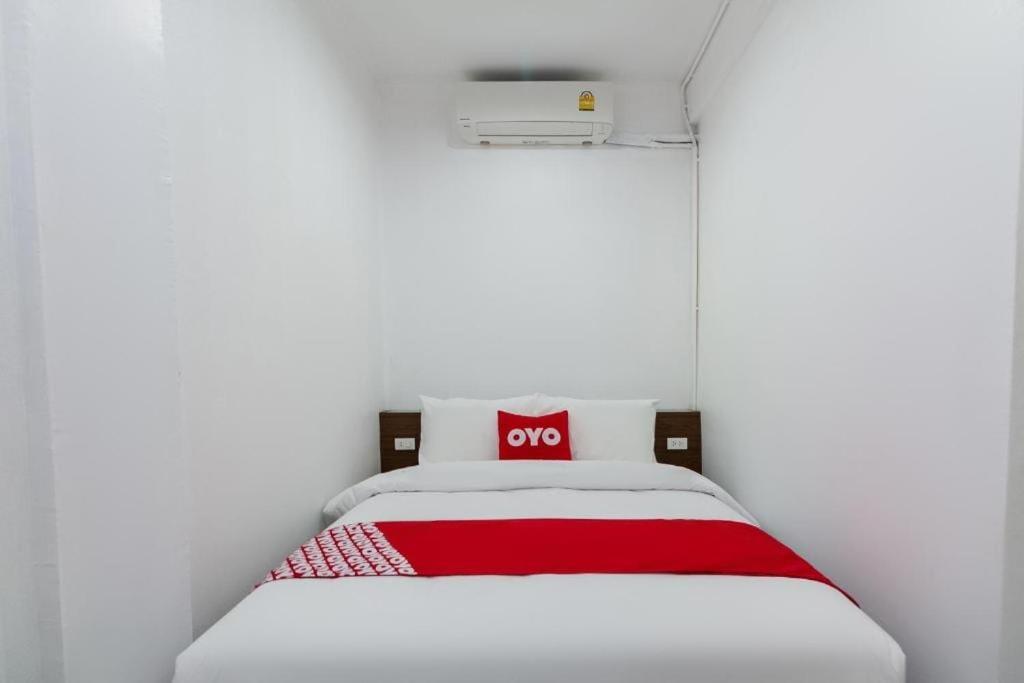 Oyo 75416 Rama3 Sunrise Hostel Bangkok Exterior photo