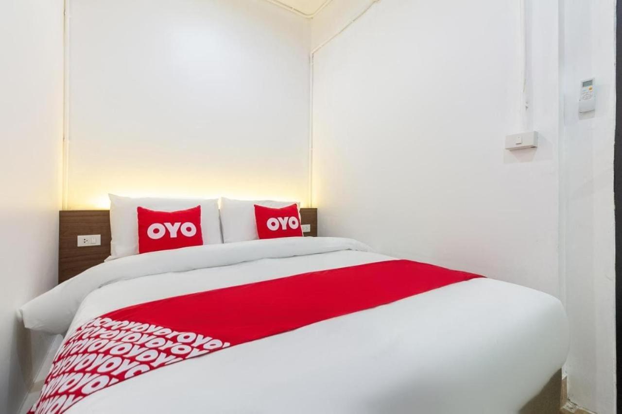 Oyo 75416 Rama3 Sunrise Hostel Bangkok Exterior photo